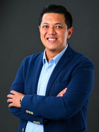 Hendi Sutiono